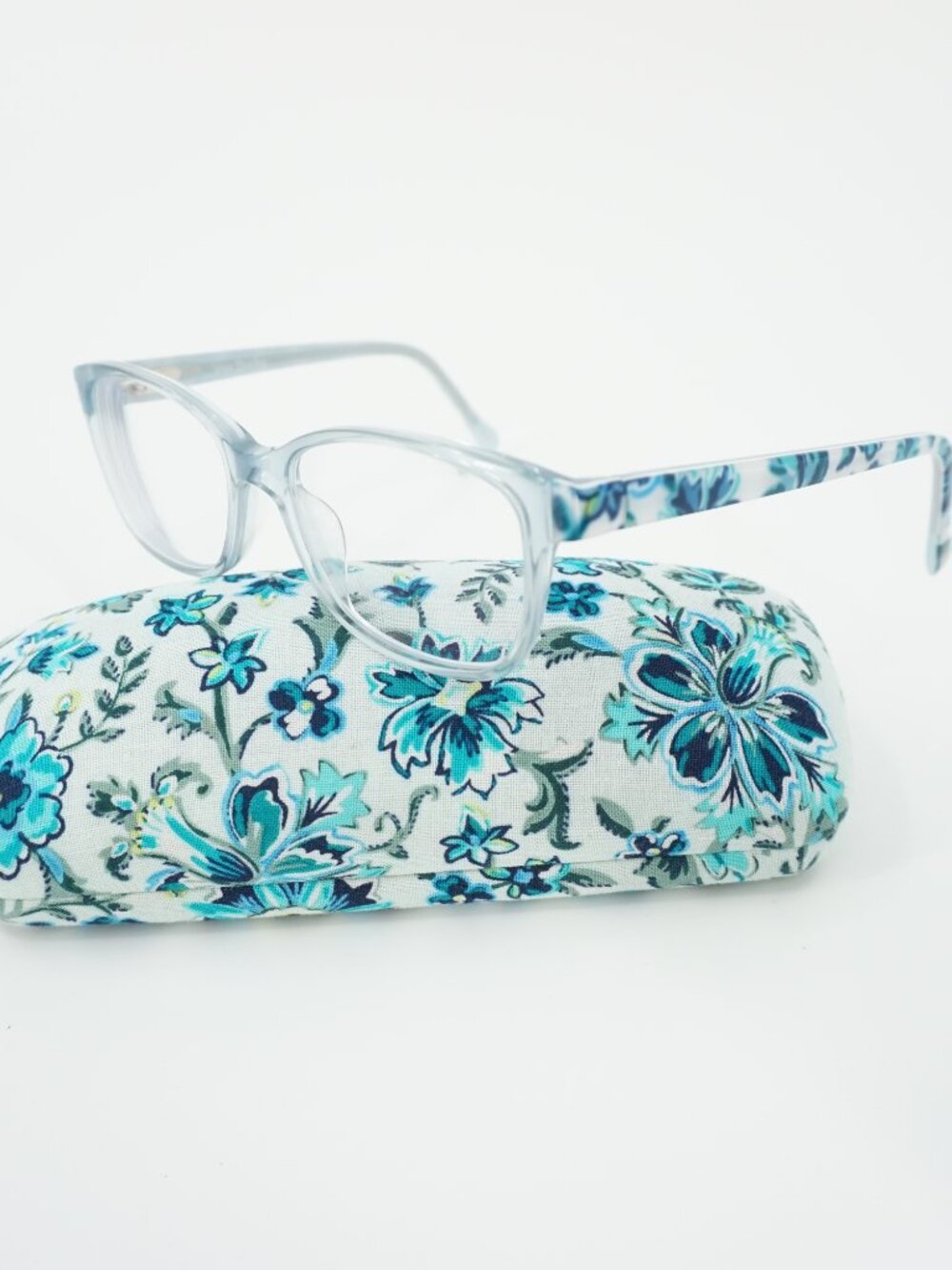 Vera Bradley Matching Glasses Case & Glasses Frame Blue Floral